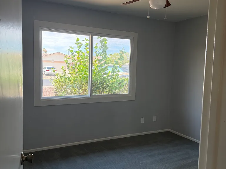 2349 E Alameda Dr — Photo 32