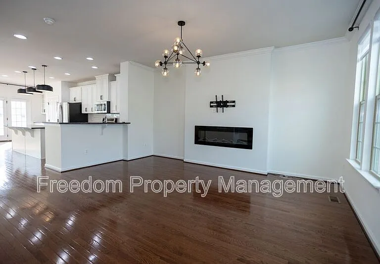 2023 Serviceberry Rd — Photo 13