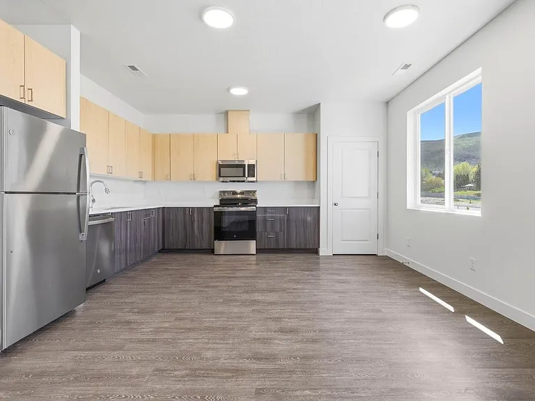 The Ridge Townhomes — Photo 10