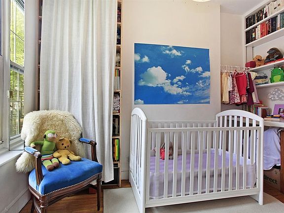 5th image of 20 Bethune St APT 3D