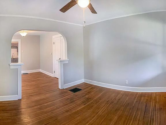 3rd image of 1228 Cruft St