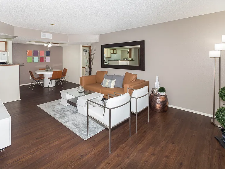 Tiffany Place Apartments — Photo 11