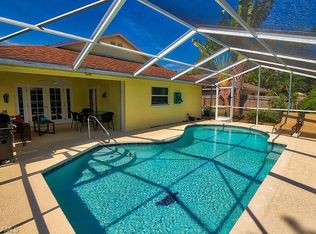 793 97th Ave N, Naples, FL 34108
