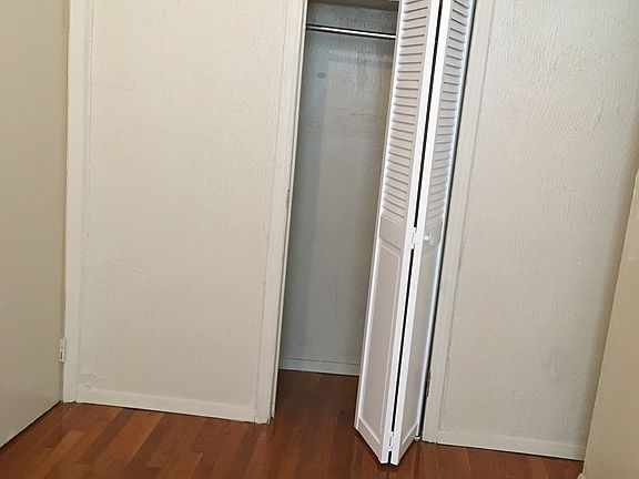 5th image of 604 Franklin Ave APT 1