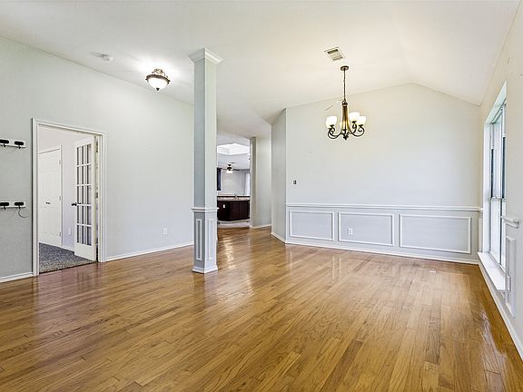 5th image of 5856 Echo Bluff Dr