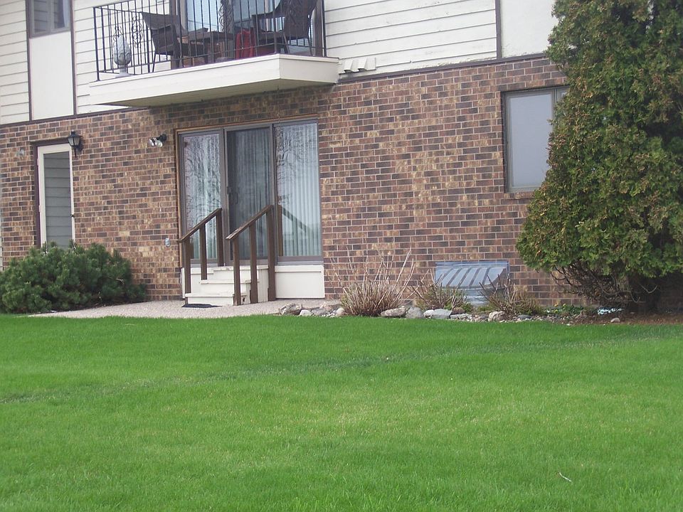 1st image of 1225 Clear Lake Dr