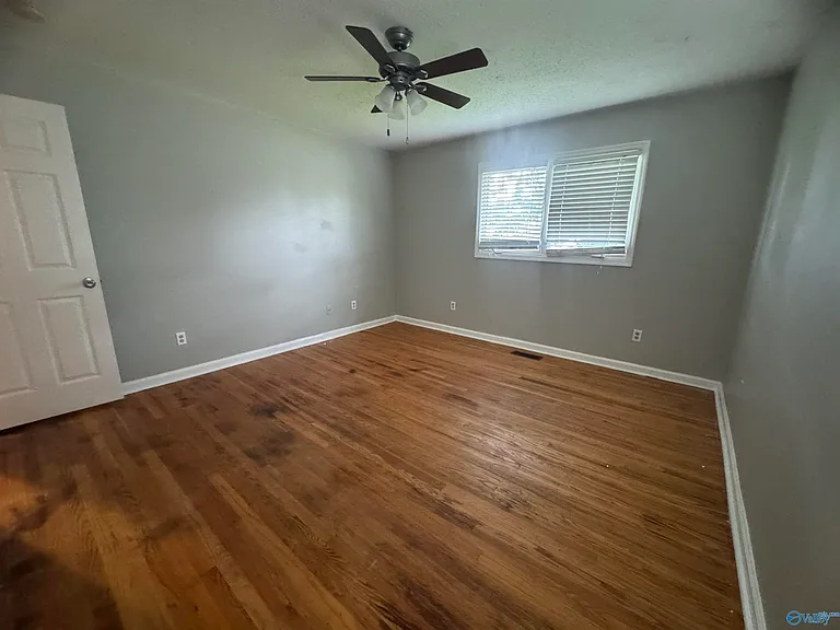 4718 Rutledge Dr NW — Photo 2