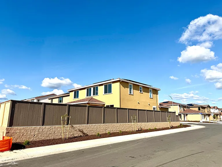 3432 Edington Dr — Photo 3