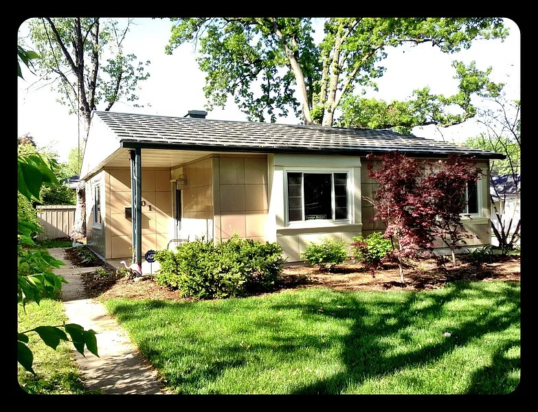 101 Eldridge Ave photo 1