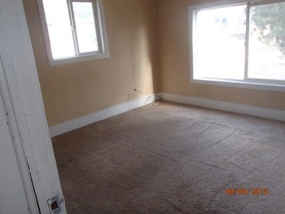 5th image of 1317 E 10th St