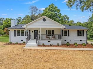 916 Whitsett Ave, Gibsonville, NC 27249