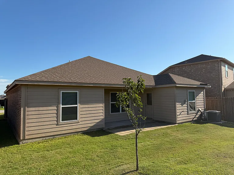 1318 Soap Tree Dr — Photo 4