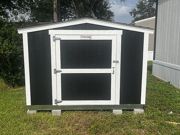 2nd image of 106 Bonito Ln