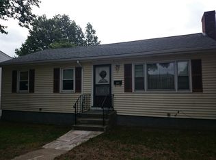 808 Vfw Pkwy, West Roxbury, MA 02132