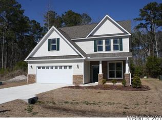 435 Peregrine Ridge Dr, New Bern, NC 28560