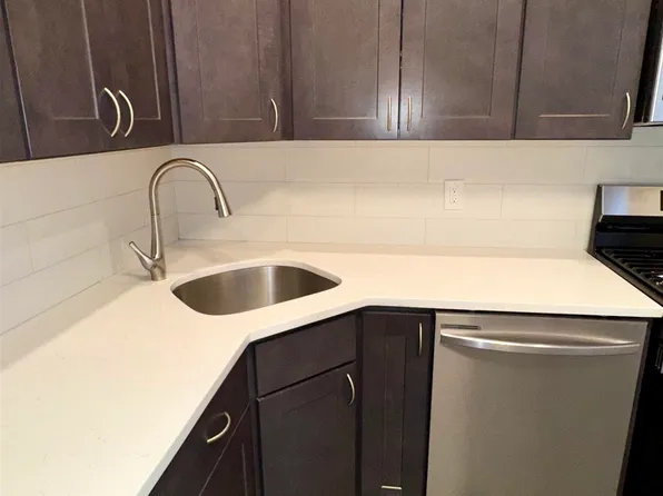 76 Beacon Avenue image 15 of 34