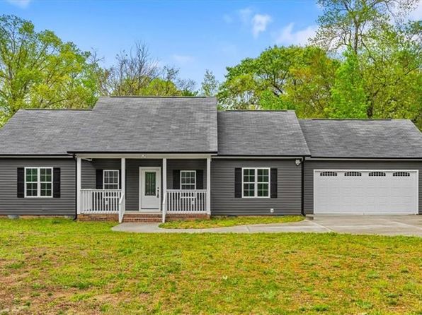 710 Booker T Washington Ave, Asheboro, NC 27203