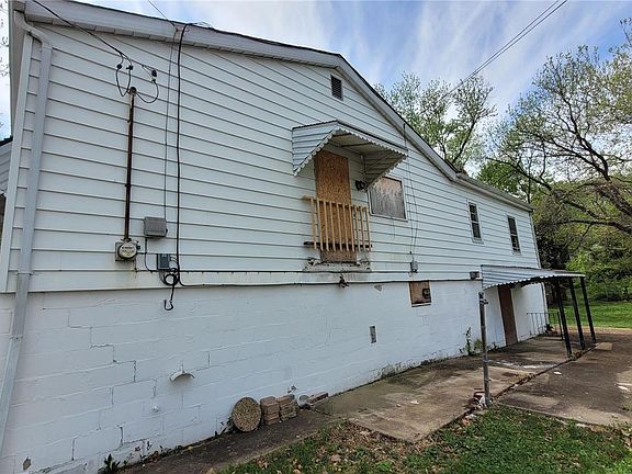 3rd image of 6159 Payne Ave