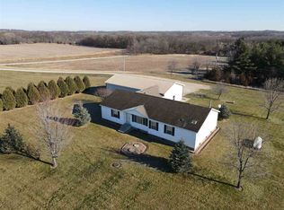1728 Woodhaven Ln, Charles City, IA 50616