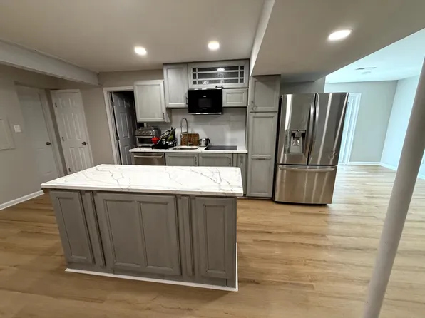 6521 Lancaster Dr, Warrenton, VA 20187