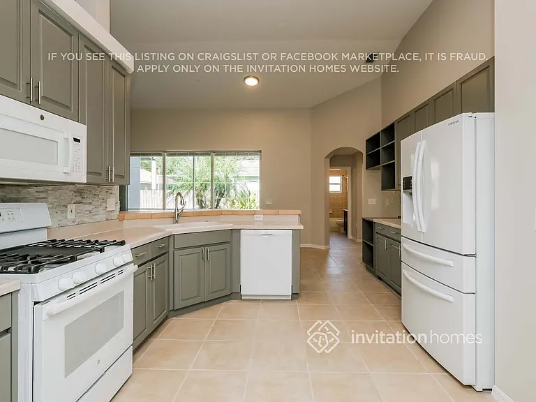 4310 Honeybell Ridge Ct — Photo 6