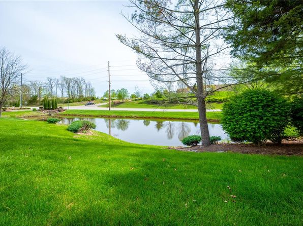 1004 Kodiak Ct, Wentzville, MO 63385