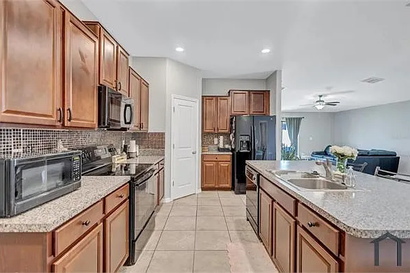 14106 Covert Green Pl