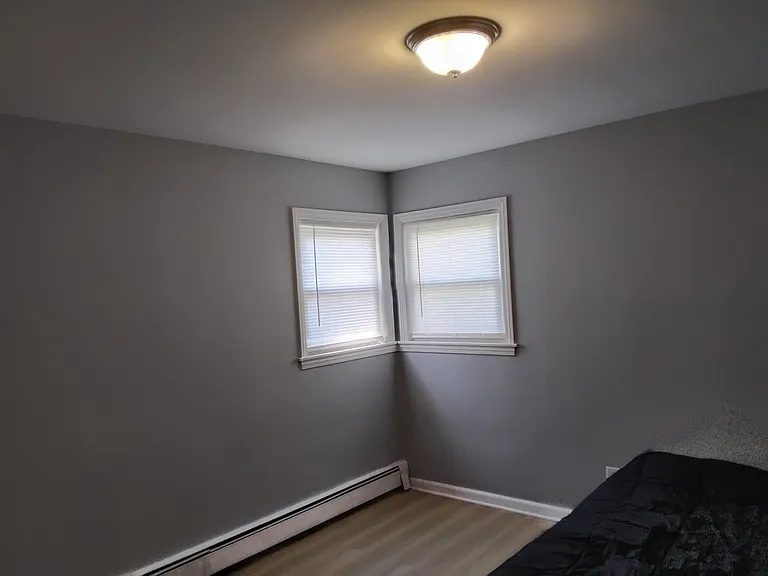5452 N Central Ave #1 — Photo 8