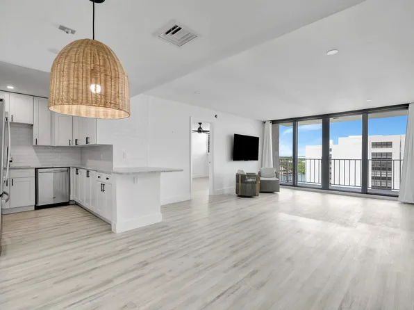 336 Golfview Road #1104, North Palm Beach, FL 33408