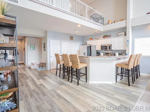 164 Windgate Dr Unit 4A, Sunrise Beach, MO 65079