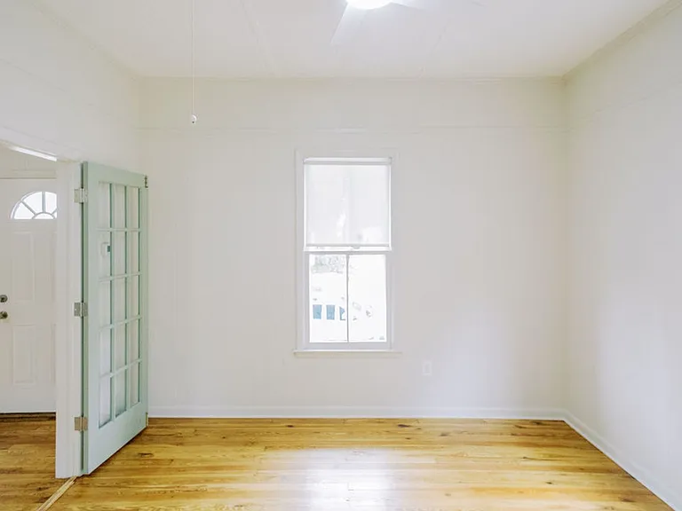2426 Lincoln St — Photo 11