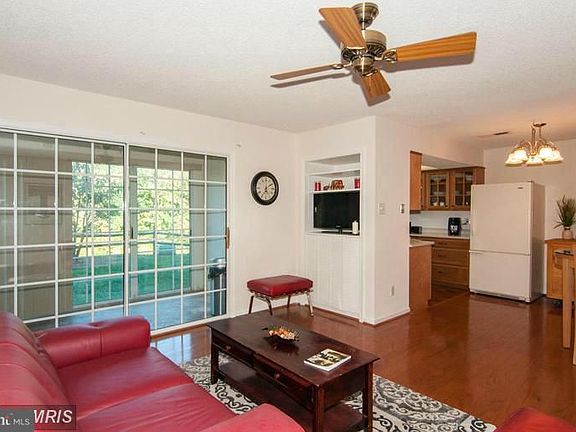5th image of 12104 Green Leaf Ct APT 102