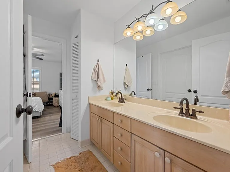 8738 Marlamoor Ln — Photo 27