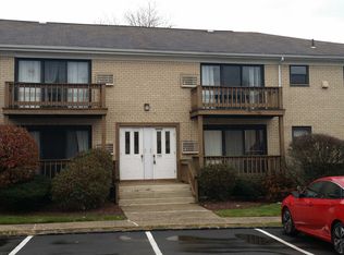 295 Sneden Pl W, Spring Valley, NY 10977