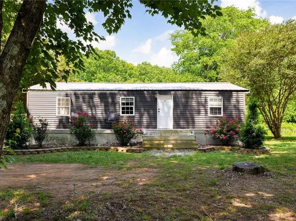 268 Walnut Grove Rd, Lexington, NC 27292