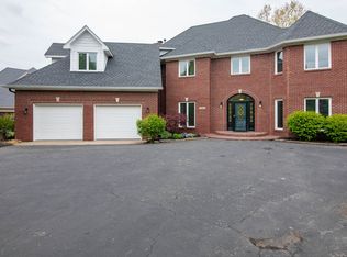 7010 Oakbay Dr, Noblesville, IN 46062