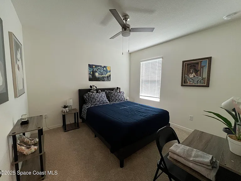 976 Trinity St — Photo 18
