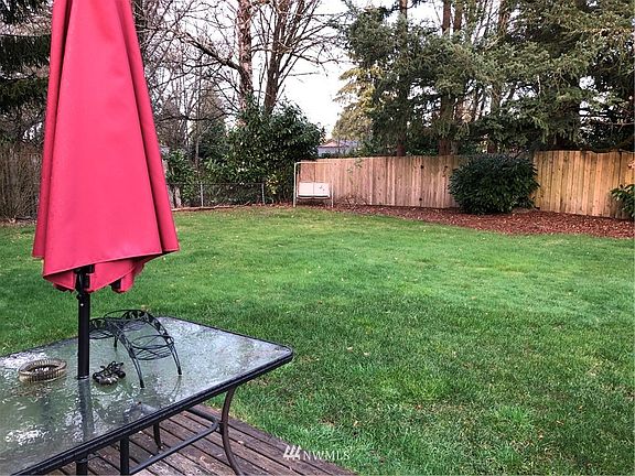 4th image of 2312 Westlake Drive SE