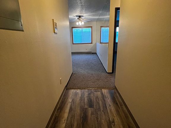 5th image of 1408 Oak Manor Ave S #119