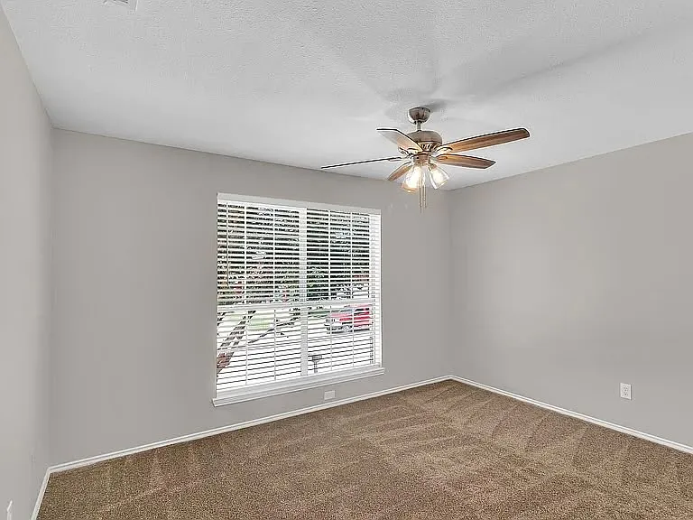 4729 Woodhaven Ln #76137 — Photo 10