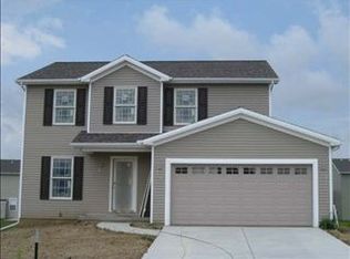 2903 Bardwell Rd, Bloomington, IL 61704