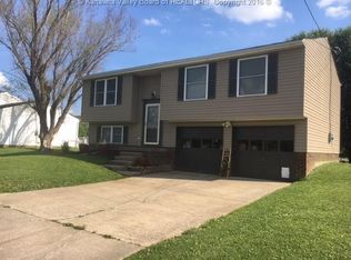 124 Bel Aire Dr, Tornado, WV 25202