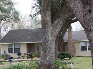 9903 Hanselman Rd, Manvel, TX 77578