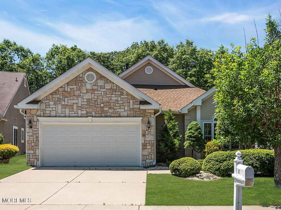 1st image of 32 Shadow Creek Court