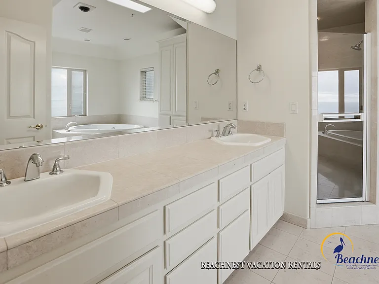 940 W Cliff Dr #A — Photo 8