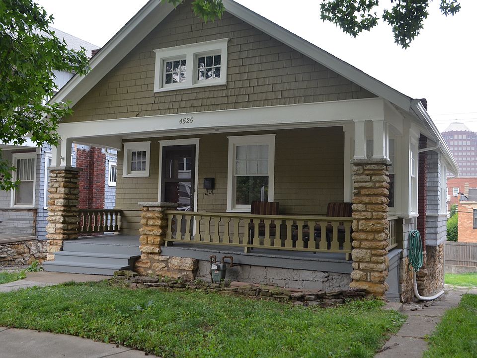 4525 Washington