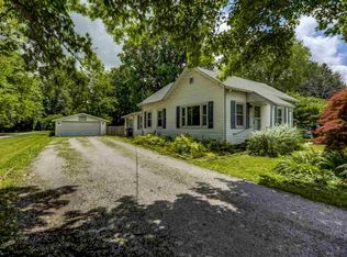 1552 S Shumway St, Taylorville, IL 62568