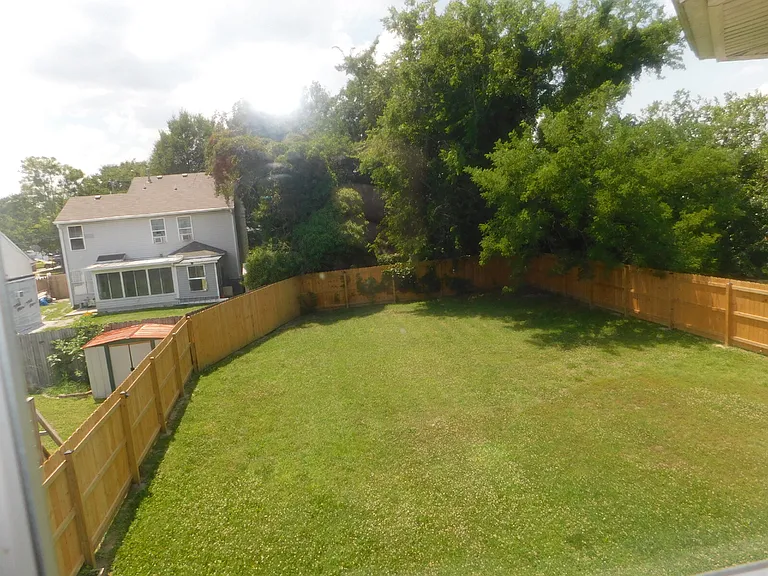 7559 Hughart St — Photo 67