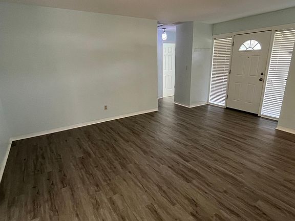 4th image of 3127 59th Way N