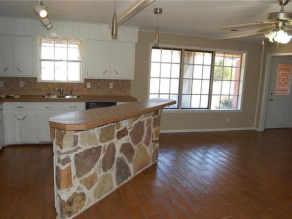 4th image of 1421 Milrany Ln
